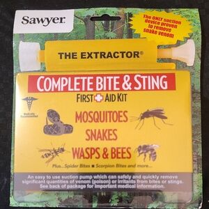 Sawyer Complete Bite & Sting First Aid Kit